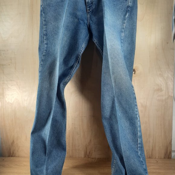 Jean - 2 Pairs Wrangler Regular Fit (W/ Starch) Jeans Premium Denim 38" x 32" - Picture 13 of 14